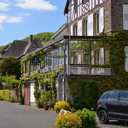 Weingut Erbes-Henn Hotel Uerzig Exterior photo